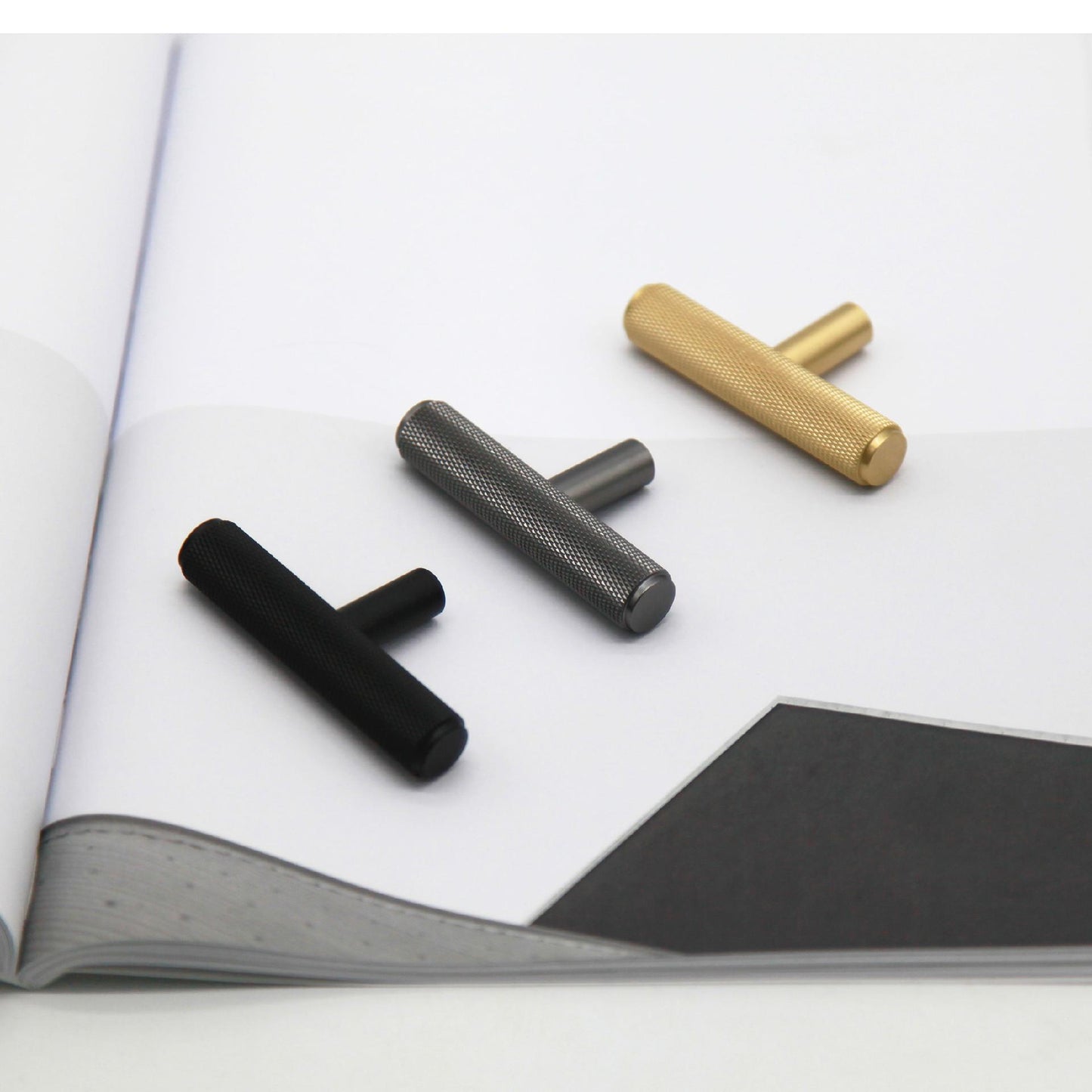 DUFFIELD: Brass Knurled T-Bar Pull