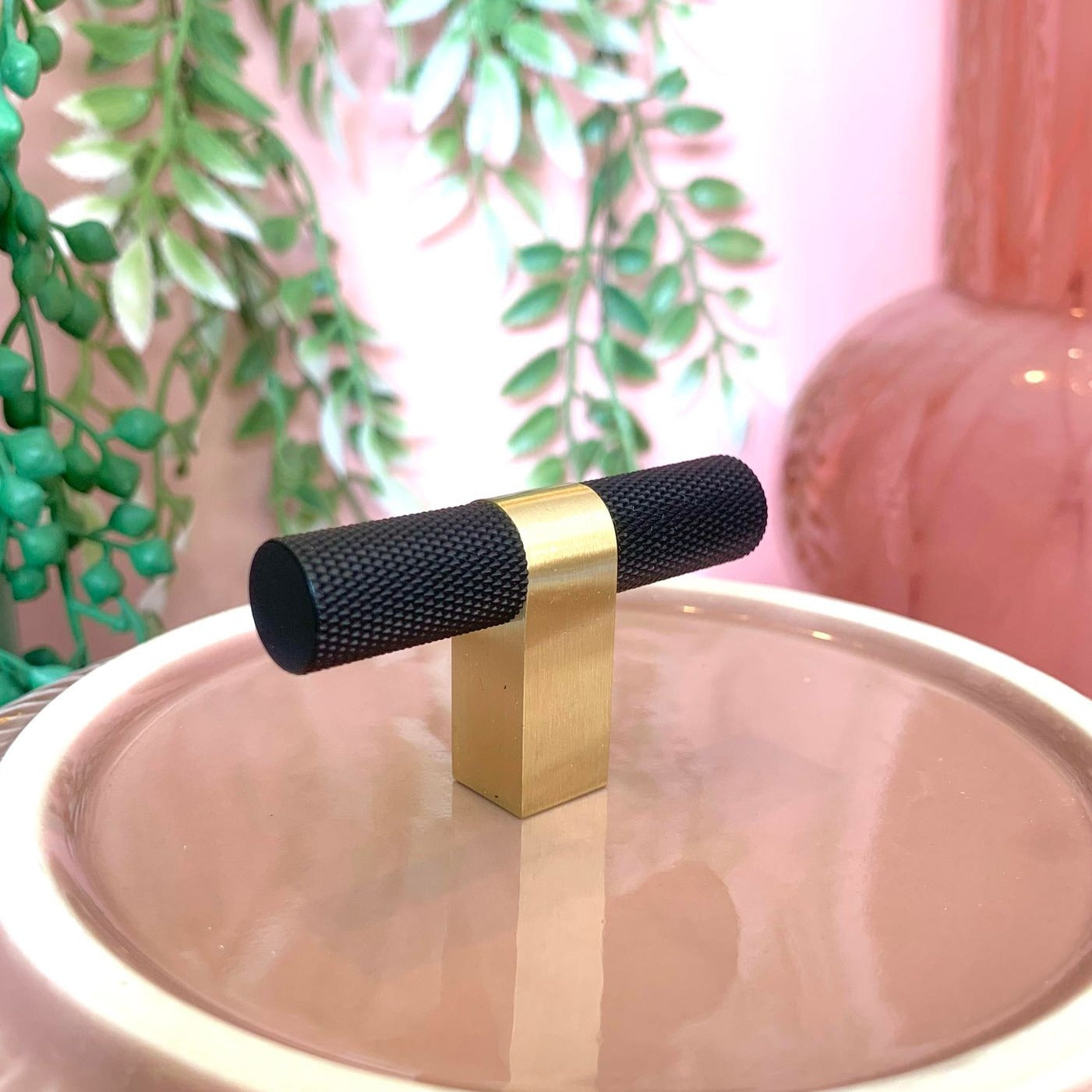 CALVER: Brass Knurled Black T-Bar Pull