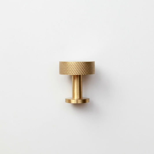 DUFFIELD: Brass Knurled Round Pull